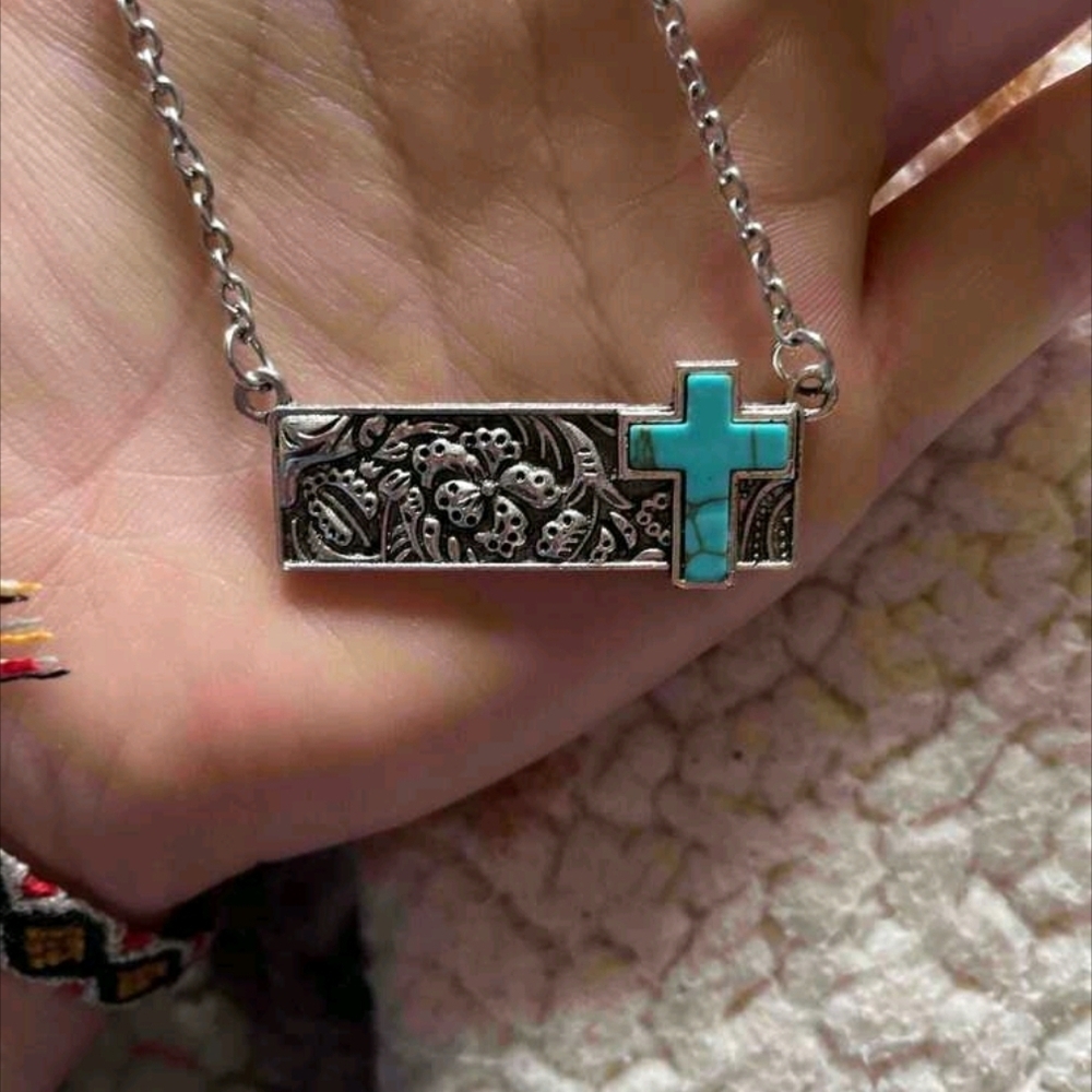 Western Faux Silver and Turquoise Cross Pendant Necklace Coastal Cowgirl - Picture 3 of 7